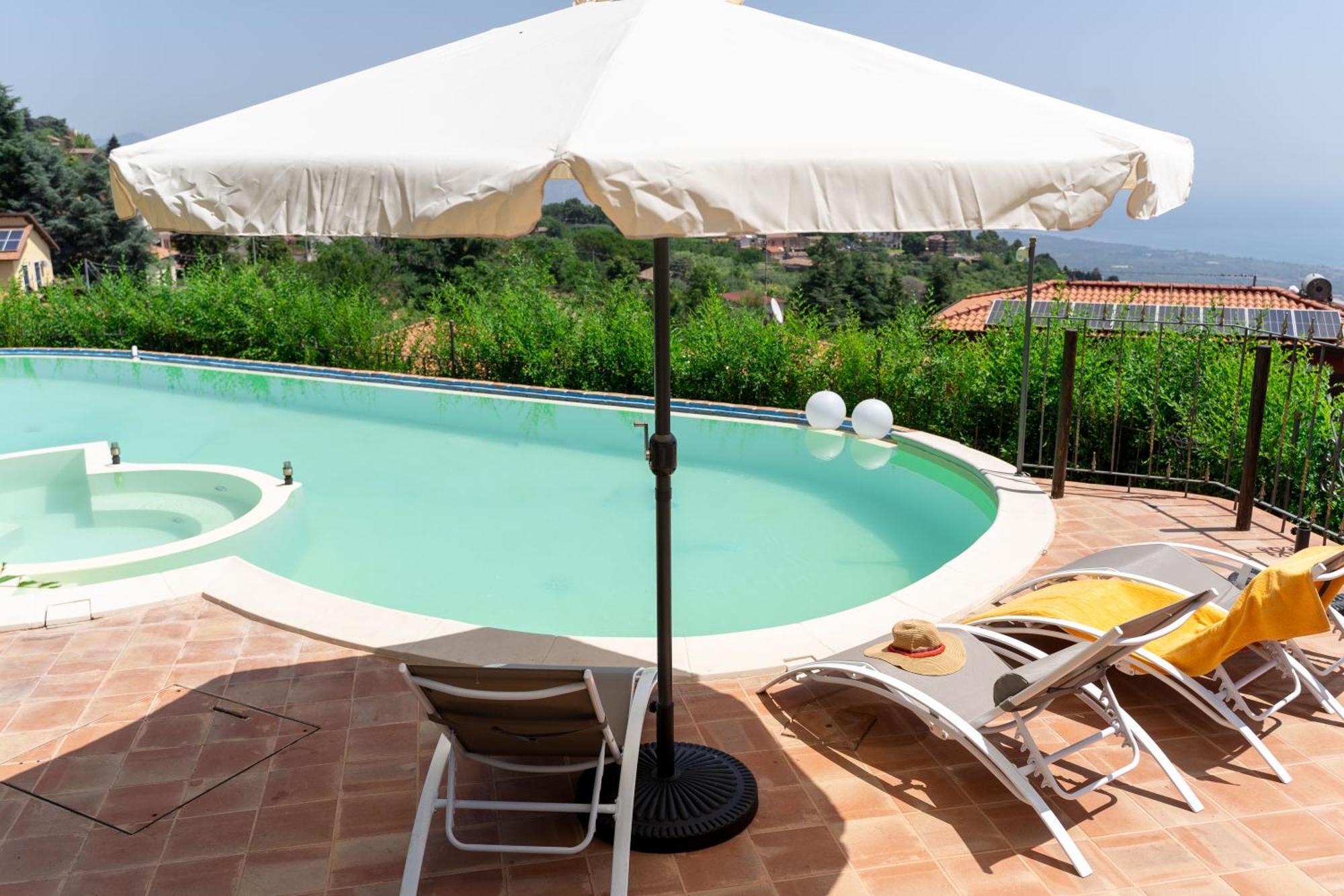 Etna Sunshine Rent Rooms Puntalazzo Bagian luar foto
